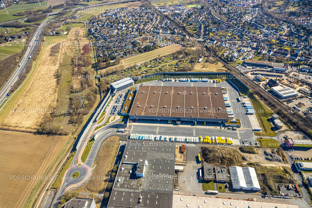 Witten250300832 | Luftbild, Amazon Logistikzentrum, KGV Kleingartenverein Mellmausland mit kreisförmiger Anordnung im Ortsteil Rüdinghausen, Witten, Ruhrgebiet, Nordrhein-Westfalen, Deutschland