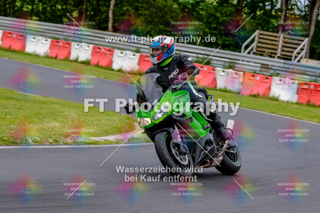MotoTeamVBK-20260 | Hier findet Ihr Bilder von Touristenfahrten auf der Nürburgring Nordschleife oder von anderen Veranstaltungen die ich besucht habe. Viel Spass beim Durch Schauen 