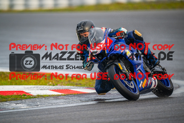 MaZZes_FotoMatrix_240830_6007705_0224 | R7