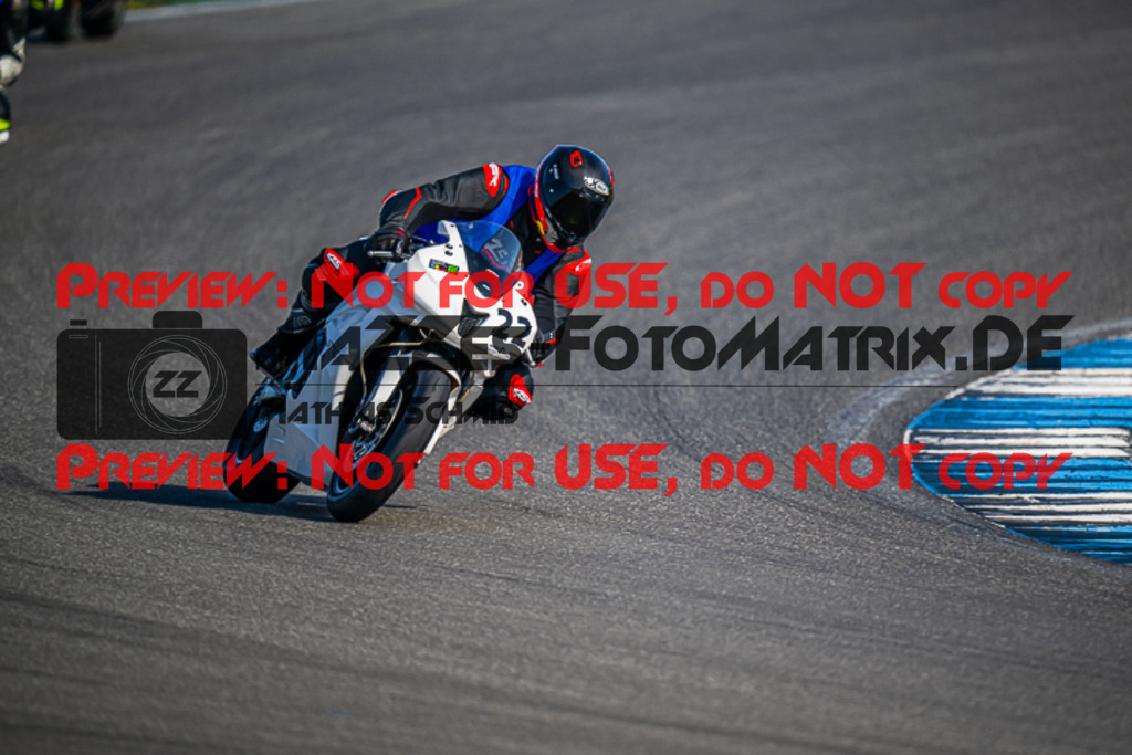 MaZZes_FotoMatrix_230410_3534 | INST