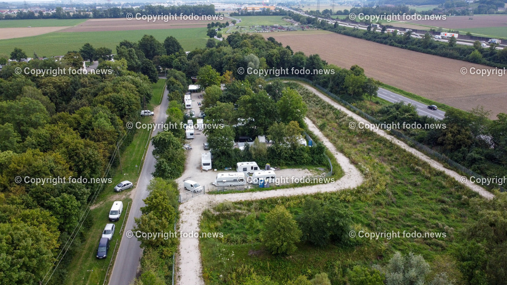 Pichlingersee_ Roma_ Sinti_ Camping_ Linz_ 16.08.2023-7 | 16.08.2023, Pichlingersee, AUT, Roma, Sinti, Camping, Durchreiseplatz, im Bild Campingflaeche, Wohnwagen, Drohne