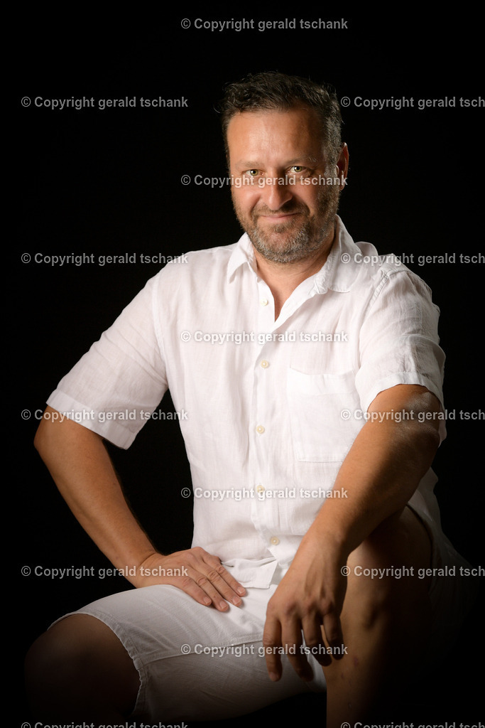 DSC_2077 | Wählen Sie hier bitte Ihr bestes Foto aus, mit diesem Bild wird Ihr Set produziert. Sollten Sie kein Bild wählen oder mehrere suchen wir das Beste aus!