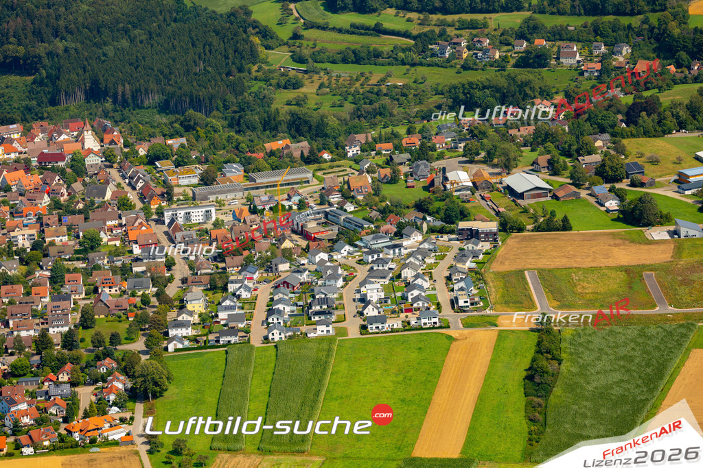 Das Luftbild zeigt :  Dornhan - Die Luftaufnahme wurde 2024 vom UL-Flugzeug aus erstellt ( keine Drohne ) - Hochauflösende Luftaufnahme - Für grossformatige Ausdrucke geeignet. Die Geschenkidee !Mit Lizenz und Bildrechte bestellbar