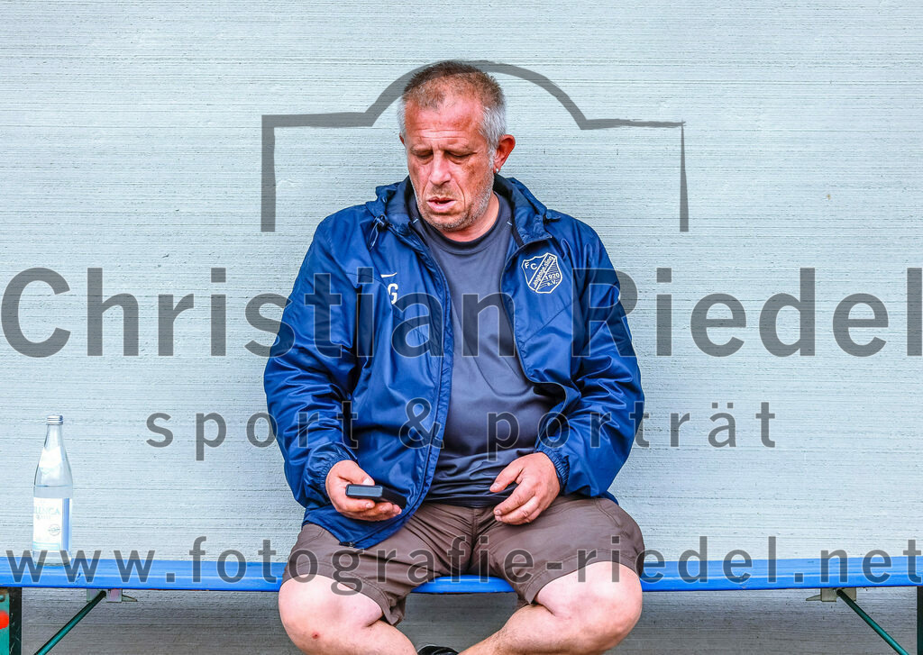 2023-07-25_019_FC_Langengeisling_III_gegen_SV_Riedmoos_III | Erding, Deutschland, 25.07.2023:
Fußball, C-Klasse 2023 / 2024, Testspiel, FC Langengeisling III gegen SV Riedmoos e.V. 1959 III, Endergebnis: 3:5

Foto: Christian Riedel / fotografie-riedel.net