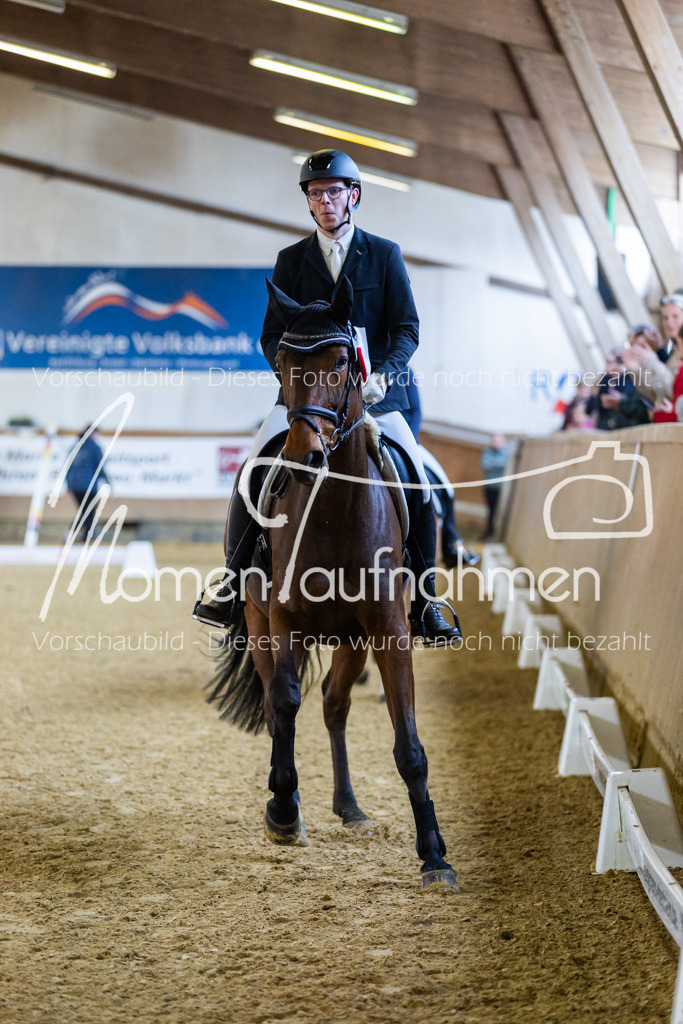 Sth-LPO25-DrR-L-315 | MomenTaufnahmen Pferdesportfotos