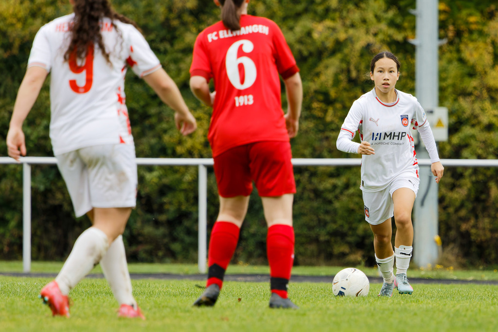 FCEFCH_251012_4146 | Fotopresso – Sportfotografie in Heidenheim & Umgebung. Professionelle Sportfotografie für unvergessliche Momente. Dynamische Action-Shots, emotionale Szenen & hochwertige Bilder. - Realisiert mit Pictrs.com