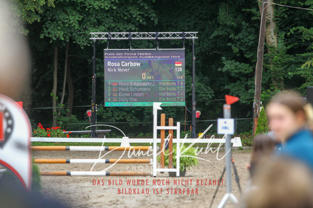 DKP44861 | Turniersportfotografie; Pferdefotografie; Dressurfotografie