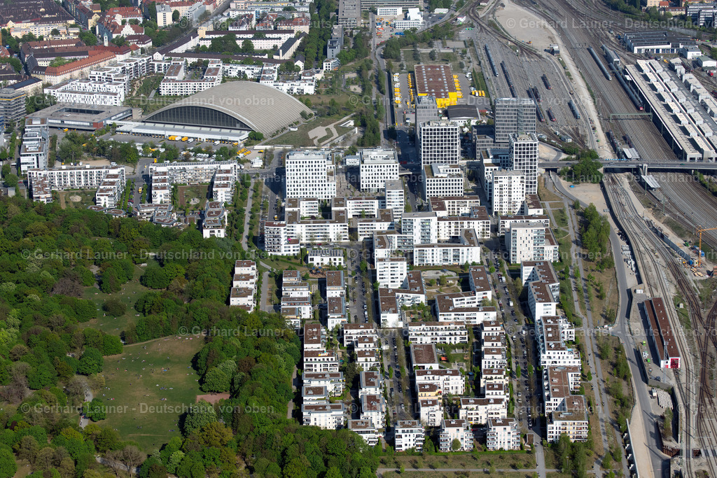 4025298 | Wohn-und Geschäftsgebäude am Hirschgarten, Nymphenburg, München im Bundesland Bayern