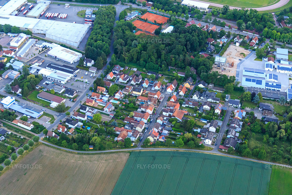 Luftbild: Pirminiusstr in Herxheim bei Landau im Bundesland Rheinland-Pfalz in Deutschland. Foto: IMG_080414.jpg vom 05.06.2015 durch Werner Riehm/FLY-FOTO.de
