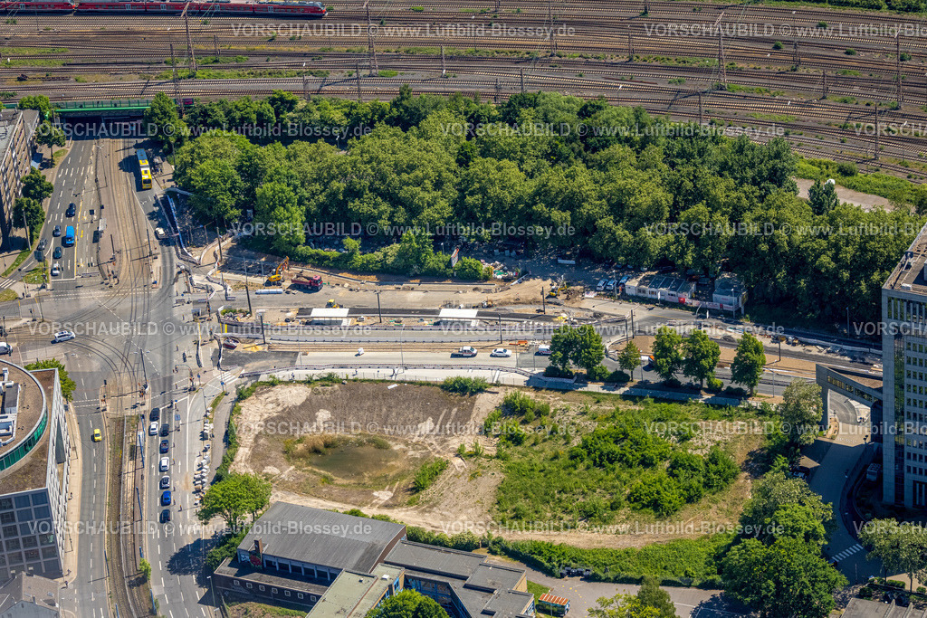 Essen250507542 | Luftbild, Kreuzungsbereich mit Baustelle Hollestraße und Steeler Straße, Ostviertel, Essen, Ruhrgebiet, Nordrhein-Westfalen, Deutschland