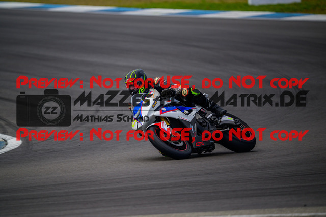 MaZZes_Fotomatrix_20250421_6007705_2890 | GELB