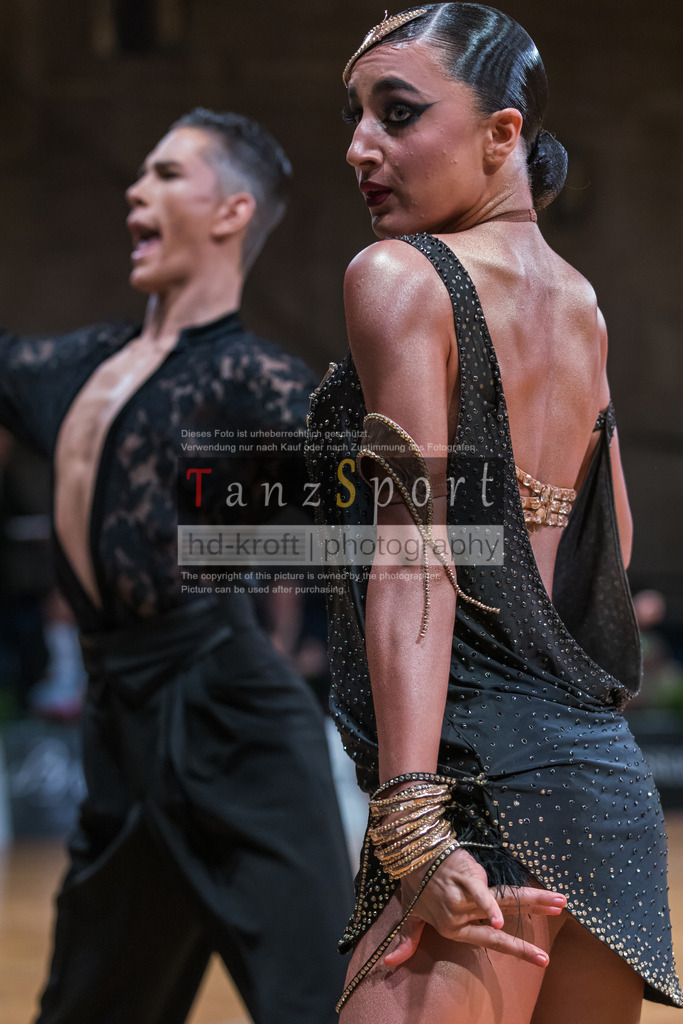 20250820_WDSF-Open-Latin-Rising Stars_1812 | Tanzsportbilder, Standardtanz, Lateintanz, WDSF, DTV, LTVB, dancecomp, goc, hessen tanzt, blaues band der spree, walzer, tango, wiener walzer, slowfox, quickstepp, samba, rumba, cha-cha-cha, paso doble. jive, hd-kroft photography, turniertanzsport