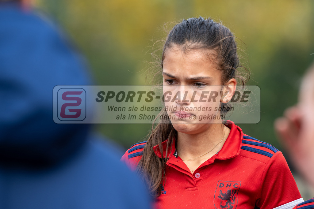 SFE_20231022_0138 | Deutsche Meisterschaft Weibliche U16 Finale Uhlenhorst Mülheim - Düsseldorfer HC am 22.10.2023 in Köln (Düsseldorfer Hockeyclub 1905 e.V.), Photo: Stephan Fehrmann 2023 (Sports-Gallery)