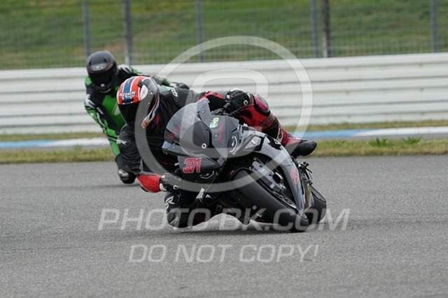 2024_04_29_PBK_12797 | Sportfotografie; SlowMotion; Video; Rennstrecke; Hafeneger; Speer; Racing; RSE; BMW; CBO; Trackday; Motorsportarena; Hockenheimring; Brno; Most; Barcelona; Valencia