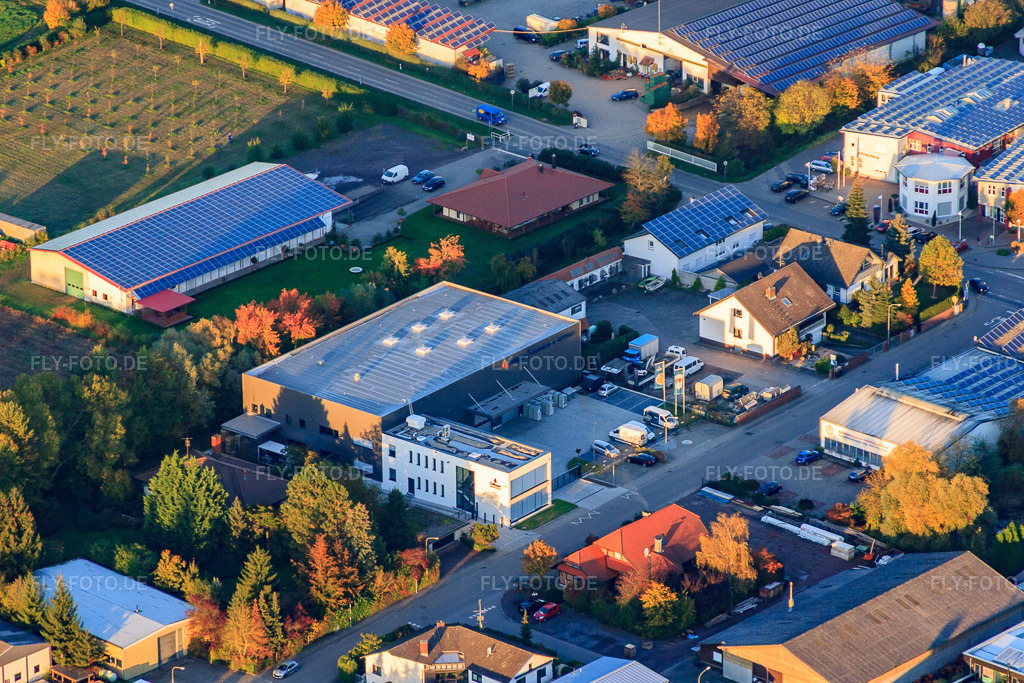 Luftbild: Industriegebiet Am Kleinwald mit Alois Dallmayr Automaten-Service GmbH in Herxheim bei Landau im Bundesland Rheinland-Pfalz in Deutschland. Foto: IMG_60718.jpg vom 24.10.2013 durch Werner Riehm/FLY-FOTO.deDallmayr Automatenservice für Unternehmen entdecken | Dallmayr