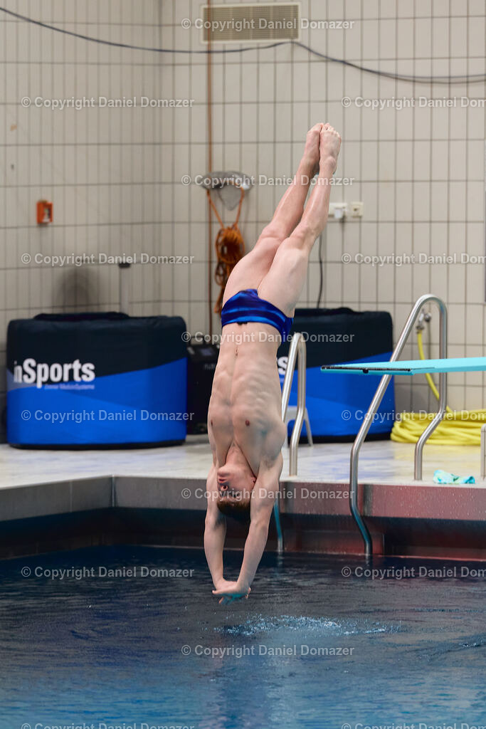 International Youth Diving Meet 2026 | Day 3 of 5 | International Youth Diving Meet 2026| Day 3 of 5 | 24.04.2026 | Youth diving competition featuring 1m and 3m springboard and platform at the Schwimmsportkomplex Freiberger Platz in Dresden.@ Domazer Photography - Realisiert mit Pictrs.com