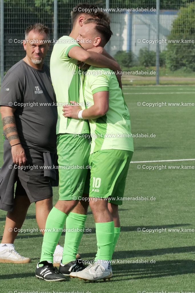 Fußball : Bezirksliga : SV 08/29 Friedrichsfeld - Borusia Veen am 10.05.2026 in Voerde Friedrichsfeld | Fußball : Bezirksliga : SV 08/29 Friedrichsfeld - Borusia Veen am 10.05.2026 in Voerde Friedrichsfeld - Realisiert mit Pictrs.com