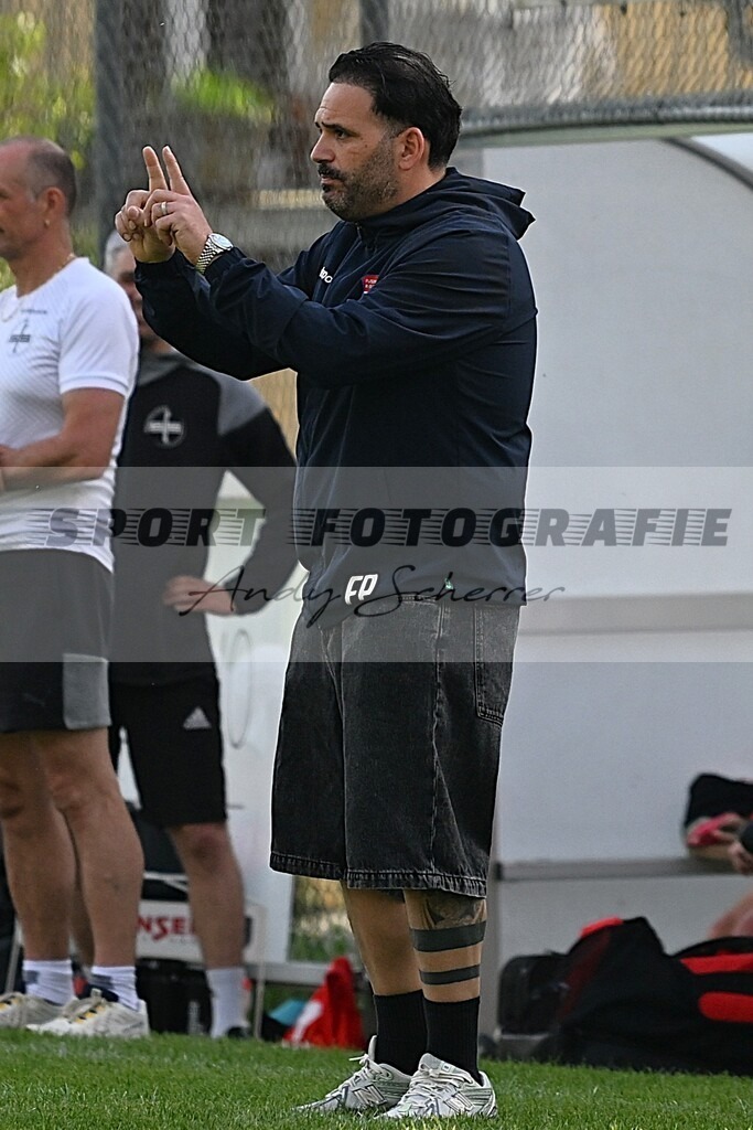 rDSC_8296 | Kaufen Sie Sportbilder im Onlineshop von Andy Scherrer Sportfotografie. Faszinierende Bilder von Sportevents aus der ganzen Schweiz. Fussball, Frauenfussball, Unihockey, Handball, Schwingen und weiteren Sportarten. - Realisiert mit Pictrs.com