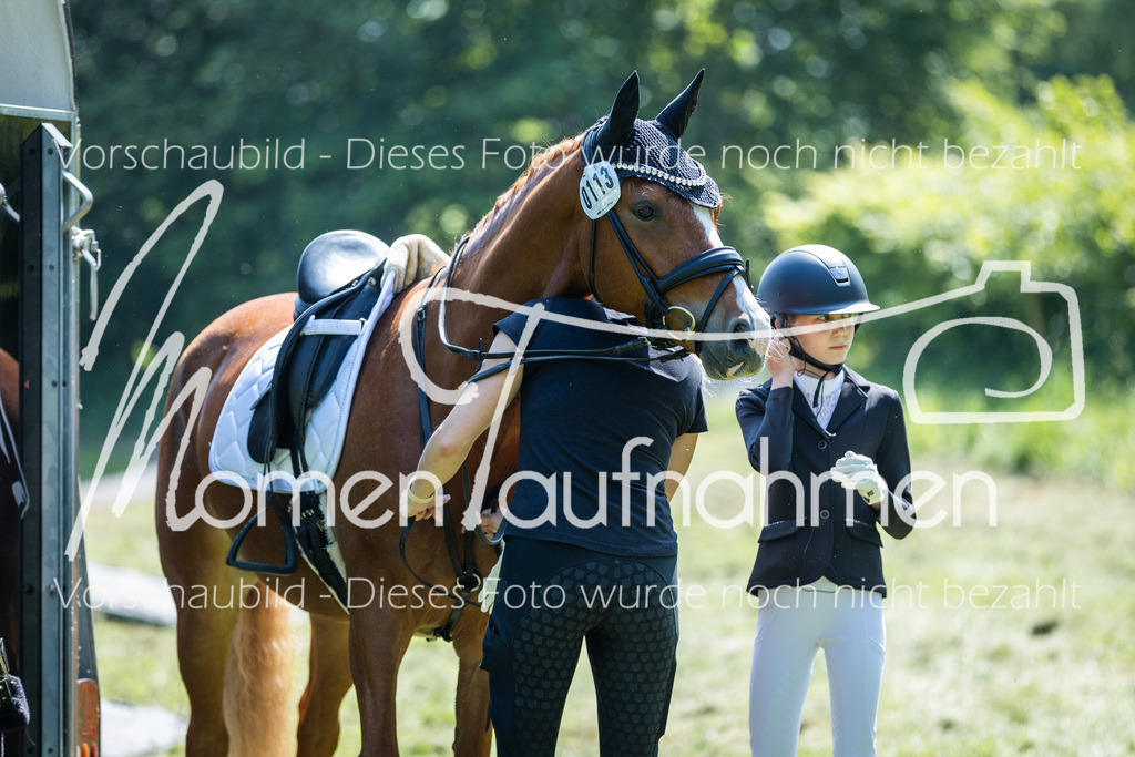 HH-Randmomente-004-3 | MomenTaufnahmen Pferdesportfotos