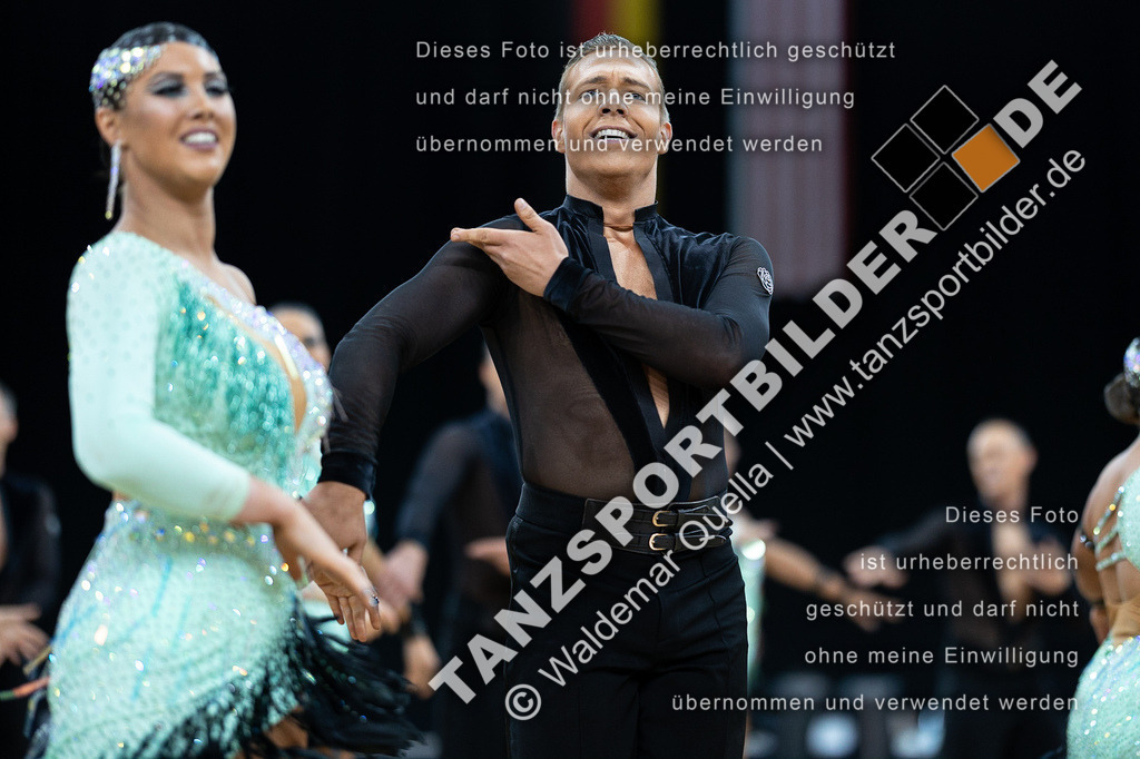 20230226-10969 | Hier finden Sie Tanz Bilder vom Latein und Standard Formationen tanzen. Sportbilder vom Tanzsport. Schöne Fotos und von Weltmeisterschaft, Europameisterschaft, Bundesliga, Regionalliga, Oberliga und Landesliga sowie von GOC Stuttgart, DanceComp, WM Bremen