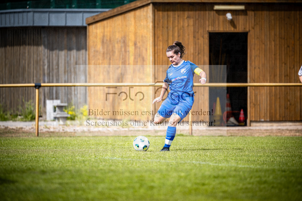 SG Bohmte/Ostercappeln/Schwagstorf - SV Harderberg - Frauen Bezirkpokal | Frauen Bezirkpokal · 1. Damen - 1. Damen · Sportplatz - Realisiert mit Pictrs.com
