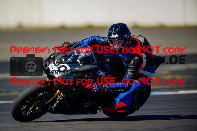 MaZZes_Fotomatrix_20250407_6007705_6446 | WEISS