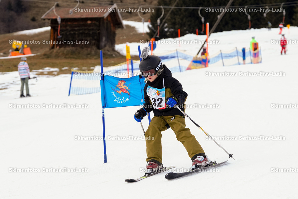 SRF_02.01.2026_0773 | Skirennfotos,Serfaus,Fiss,Ladis,Kinderskirennen,Winter,Tirol,Oberland,skirace,SFL,feelfree,weil wir's genießen,ski,Ski,skifahren,Sonnenplateau, - Realisiert mit Pictrs.com