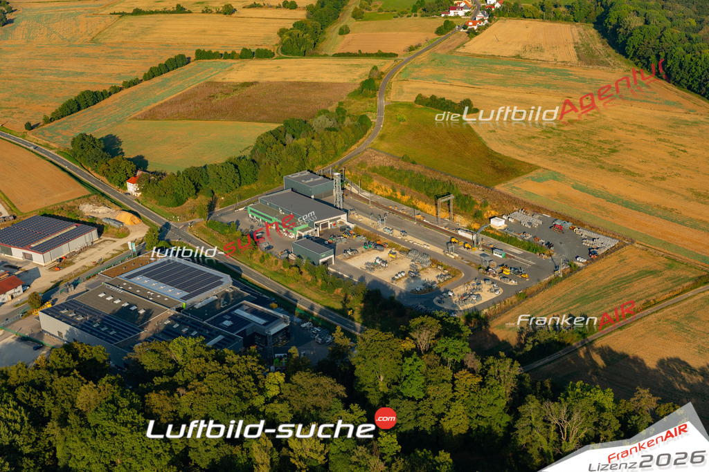 Das Luftbild zeigt : Burgellern Scheßlitz - Die Luftaufnahme wurde 2024 vom UL-Flugzeug aus erstellt ( keine Drohne ) - Hochauflösende Luftaufnahme - Für grossformatige Ausdrucke geeignet. Die Geschenkidee !Mit Lizenz und Bildrechte bestellbar