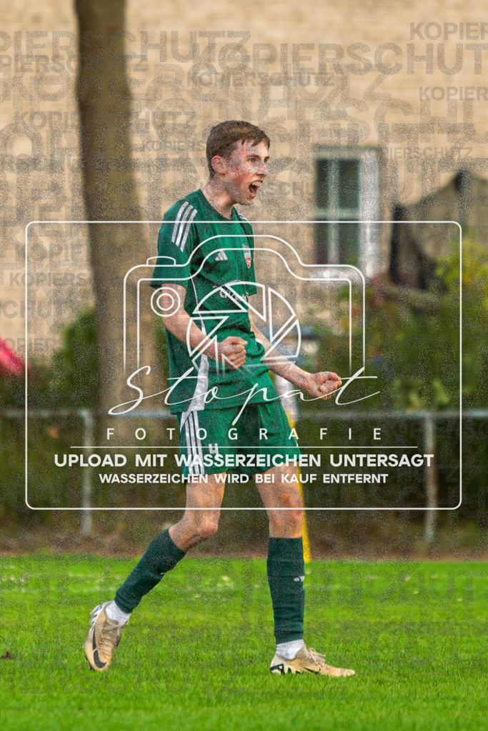 261004-HMKSCT-0038 | Leon Lemke (SC Tewel #4);Kreisliga Herren HK - Heidmark vs. SC Tewel am 04.10.26 in Heidmarkstadion, Bad Fallingbostel - Realisiert mit Pictrs.com