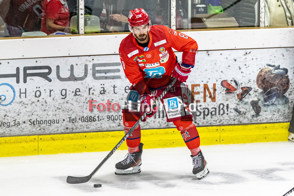 Testspiel EC Peiting vs Augsburger Panther | Eishockey Oberliga Süd Vorbereitung 2023/2024, Testspiel EC Peiting vs Augsburger Panther
Felix BRASSARD (ECP 8) in Aktion,
2023-09-03 in Peiting (Eisstadion)
8 Felix BRASSARD (ECP 8)
Copyright: foto-lindner.de