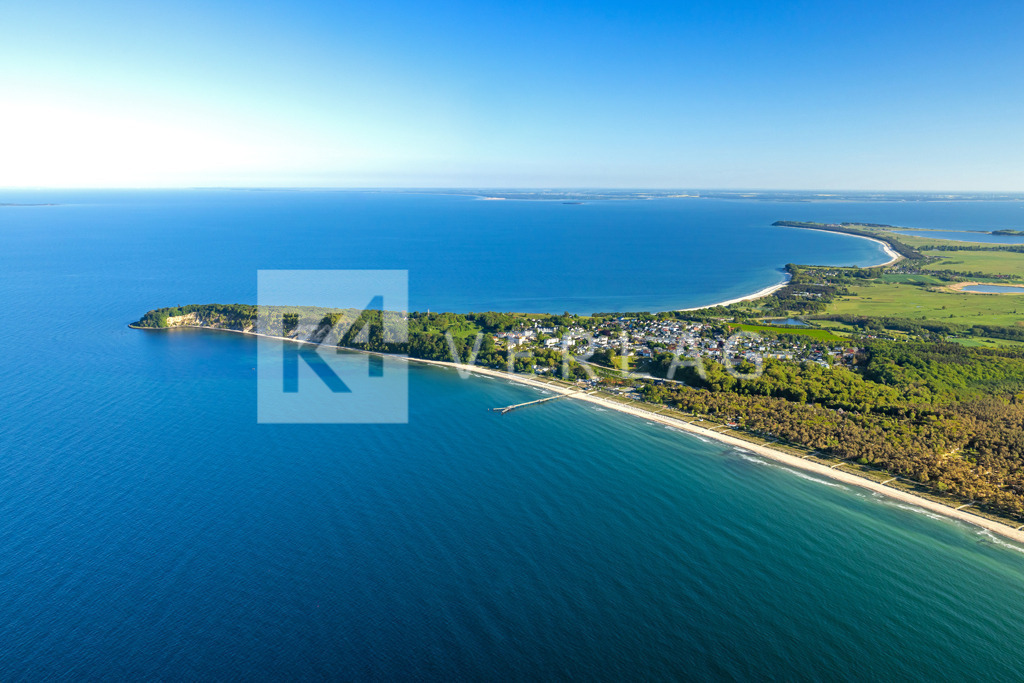 Wandbild-Goehren-Moenchgut-Luftbild-Ostsee-0U3A2927 | Ostseebad Göhren auf der Halbinsel Mönchgut auf Rügen aus der Luft - Realisiert mit Pictrs.com