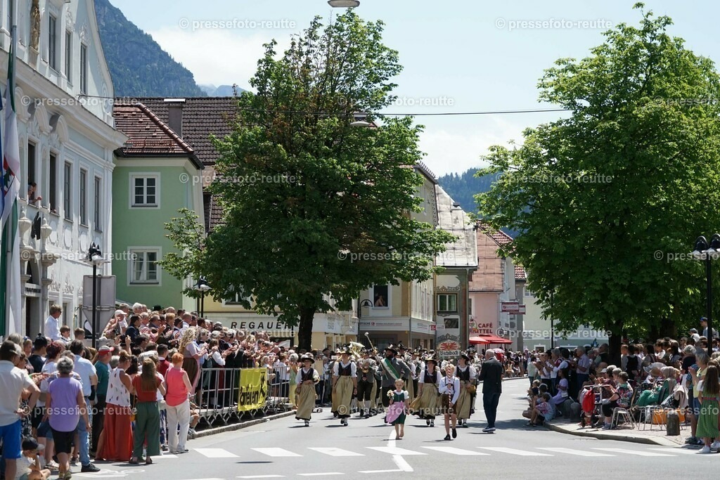27a-BICHLBACH-Bundesmusikfest-2023-Juni16-Reutte-DSC06715 | Info aus dem Bezirk Reutte/Ausserfern Tirol sowie eine umfangreiche Bilddatenbank über die gesamte Region: Lechtal, Talkessel Reutte, Tannheimertal, Zwischentoren. Lech, Plansee, Zugspitze, Grenztunnel, B179, Fernpassstraße, Verkehr, Lawinen, Tradition, - Realisiert mit Pictrs.com