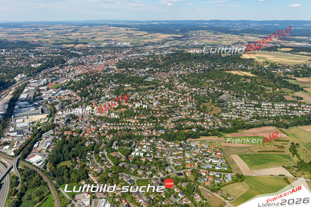Das Luftbild der Stadt Coburg wurde 2020 vom Flugzeug heraus erstellt (keine Drohne) Aufnahmehöhe ca.400 Meter- hohe Auflösung und Qualität garantiert!