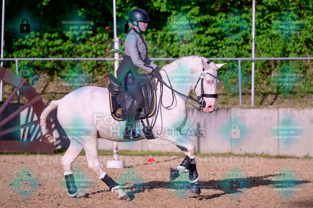 02052026-Giesenbach-03-Speedtrail-0441 | Fokus Hufschlag Fotografie - Realisiert mit Pictrs.com
