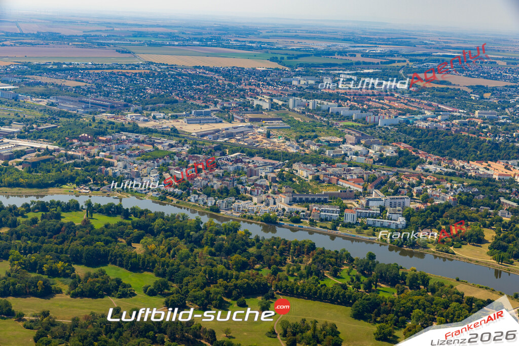 Luftbild Vs Google Maps  Stadtpark  Magdeburg -Das Luftbild wurde 2025 vom UL-Flugzeug heraus erstellt ( keine Drohnenluftbilder ) - Hochauflösende Luftaufnahme -Nicht vergleichbar mit Google Maps oder Satelittenbilder- Die Geschenkidee !Mit Lizenz und Bildrechte bestellbar