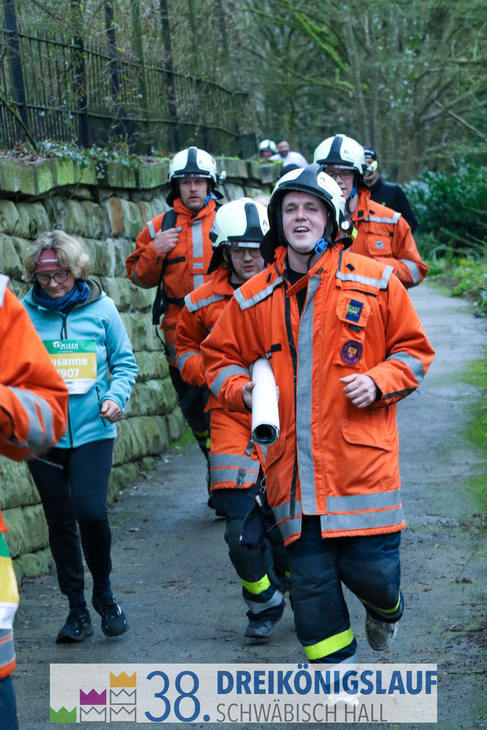 5km Roewisch Wohnbau Cup | 3 Koenigslauf 2024 5km Roewisch Wohnbau Cup - Realisiert mit Pictrs.com