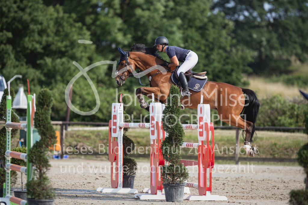 230624_PfSpTa_Youngster-S-344 | Deine schönsten Turniermomente als professionelle Fotos! Entdecke hochwertige Pferdesport-Fotografie im Online-Shop. Jetzt Fotos finden & bestellen!