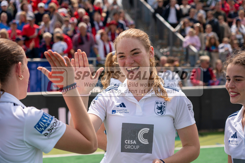 Final4_20240519-1307-0002 | Bonn, Deutschland, 19.05.2024:  in Aktion waehrend des Spiels der Deutsche Feldhockey-Meisterschaften 2024 zwischen Final 4 Damen Finale Düsseldorfer HC - Mannheimer HC im Bonner THV am 19.05.2024 in Bonn, Deutschland. (Foto von Stephan Fehrmann)

Bonn, Germany, 19.05.2024:  in action during the game of Deutsche Feldhockey-Meisterschaften 2024 between Final 4 Damen Finale Düsseldorfer HC - Mannheimer HC in Bonner THV at 19.05.2024 in Bonn, Deutschland. (Foto from Stephan Fehrmann)