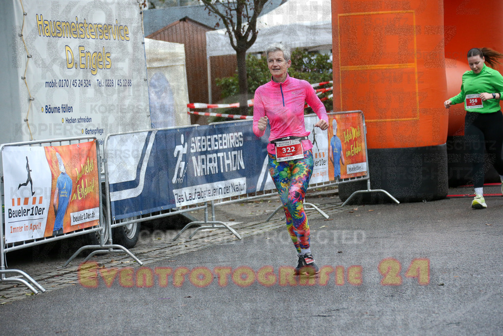 251130_1144_EX1_8588 | Sportfotografie im Rhein-Sieg Kreis, Köln, Bonn, NRW, Rheinland Pfalz, Hessen, etc. Unser Tätigkeitsfeld umfasst den Laufsport vom Volkslauf über den Marathon, Duathlon, Triathon bis zum Ultralauf wie Kölnpfad Ultra oder Schindertrail.