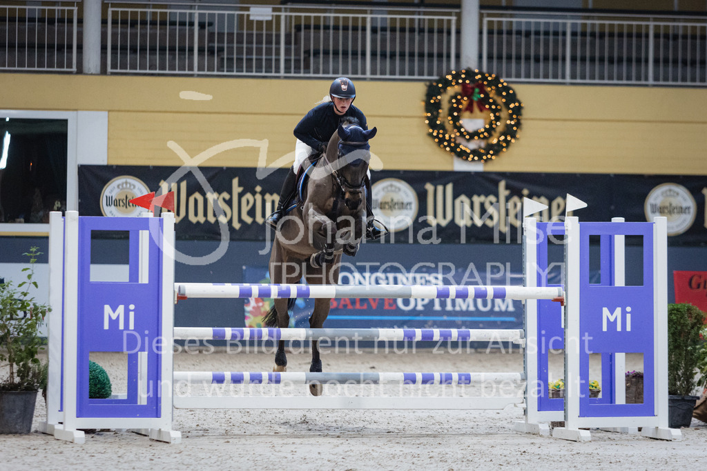 221217_Warstein_Stil-M-216 | Deine schönsten Turniermomente als professionelle Fotos! Entdecke hochwertige Pferdesport-Fotografie im Online-Shop. Jetzt Fotos finden & bestellen!