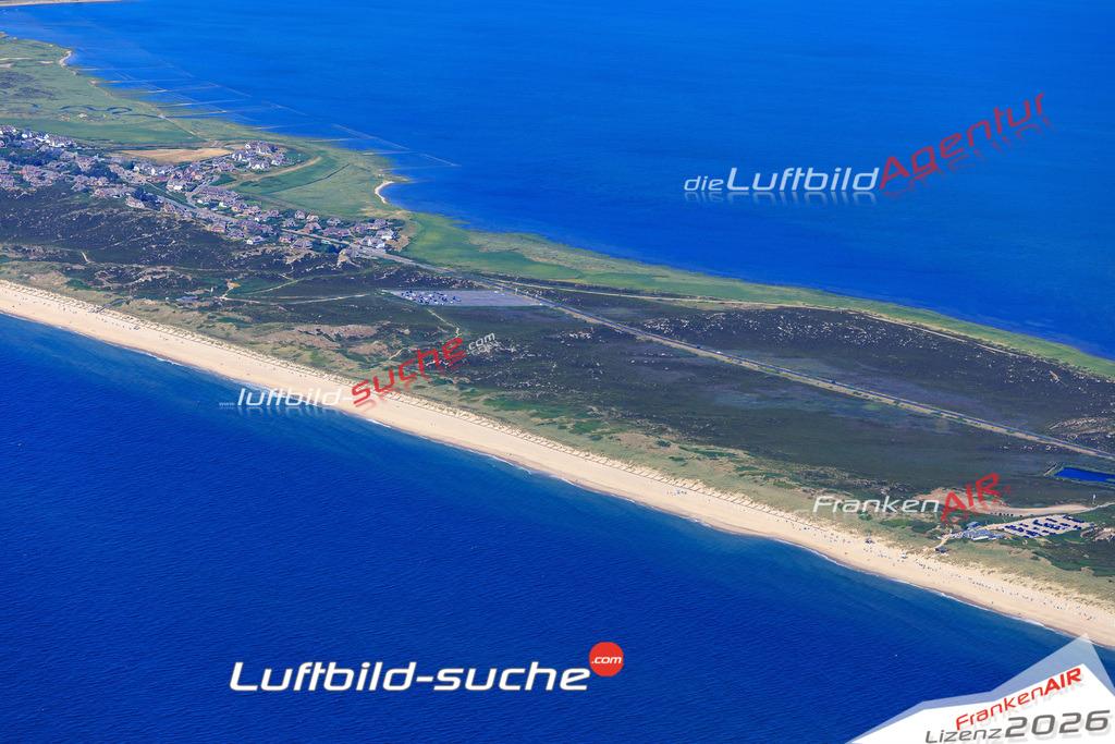 Die Luftbildaufnahme Weststrand - Sylt wurde 2018 mittels Flugzeug (keine Drohne) erstellt. Perfekte Schärfe und Druck- Auflösung- Garantiert!