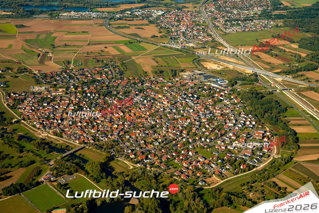 Das Luftbild zeigt : Wohngebiet Immobilie Kemmern - Die Luftaufnahme wurde 2023 vom UL-Flugzeug aus erstellt ( keine Drohne ) - Hochauflösende Luftaufnahme - Für grossformatige Ausdrucke geeignet. Die Geschenkidee !Mit Lizenz und Bildrechte bestellbar