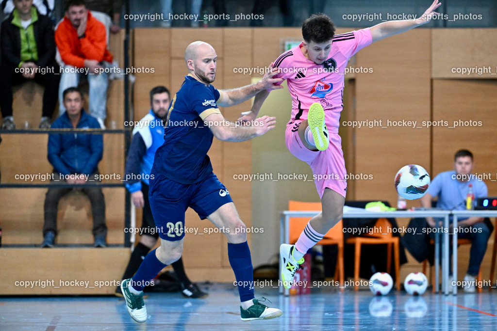Carinthia Flamengo Futsal Club vs. Futsal Klagenfurt | #20 Marko Mrsic Futsal Klagenfurt, #17 Hasan Kupinic Carinthia Flamengo, Carinthia Flamengo Futsal Club vs. Futsal Klagenfurt, Carinthia Flamengo Futsal Club vs. Futsal Klagenfurt am 01.12.2024 in Klagenfurt (Ballspielhalle Viktring), Austria, (Photo by Bernd Stefan)
