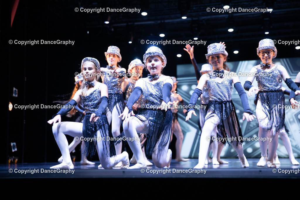 GPHY4960 | DanceGraphy - Realisiert mit Pictrs.com