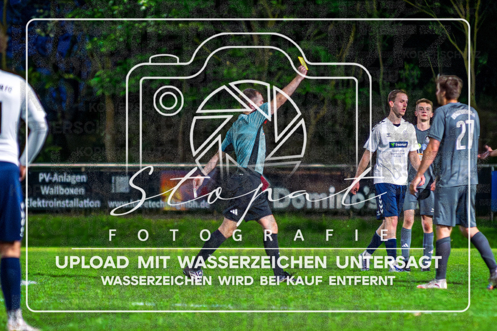 Bezirksliga Herren LG - Buchholzer FC vs Eintracht Munster | Kevin Beyer (Schiedsrichter); Bezirksliga Herren LG - Buchholzer FC vs Eintracht Munster am 08.05.26 in Sportzentrum Buchholz, Buchholz i.d.N. - Realisiert mit Pictrs.com