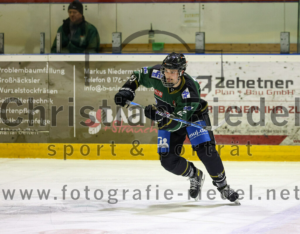 2022-12-23_036_TSV_Erding_gegen_EA_Schongau | Erding, Deutschland, 23.12.2022:
Eishockey, Bayernliga 2022 / 2023, 22. Spieltag, TSV Erding gegen EA Schongau, Endergebnis: 

Foto: Christian Riedel / fotografie-riedel.net