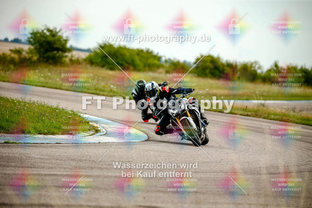 Chambley Juli-2229 | Hier findet Ihr Bilder von Touristenfahrten auf der Nürburgring Nordschleife oder von anderen Veranstaltungen die ich besucht habe. Viel Spass beim Durch Schauen 