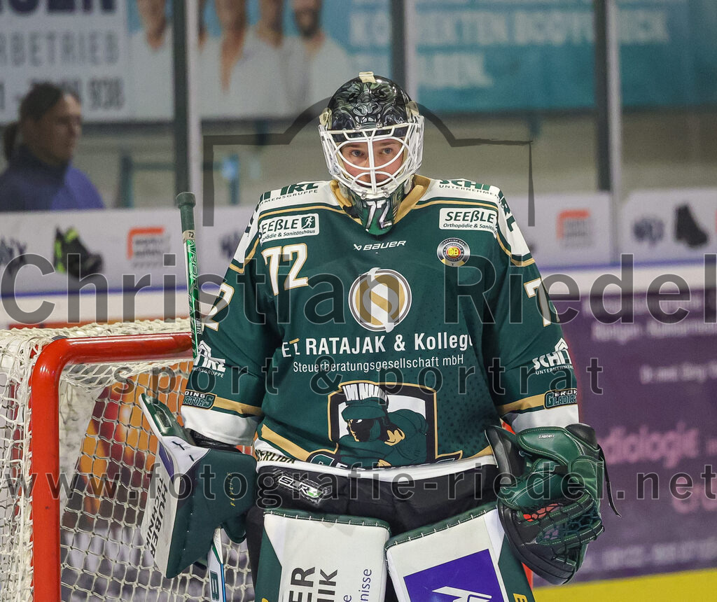 2025-09-12_095_TSV_Erding_gegen_EV_Landshut | Erding, Deutschland, 12.09.2025:Eishockey, Oberliga Süd 2025 / 2026, Testspiel, TSV Erding gegen EV Landshut, Endergebnis: 4:6Torwart David Zabolotny (Erding Gladiators, #72)Foto: Christian Riedel / fotografie-riedel.net
