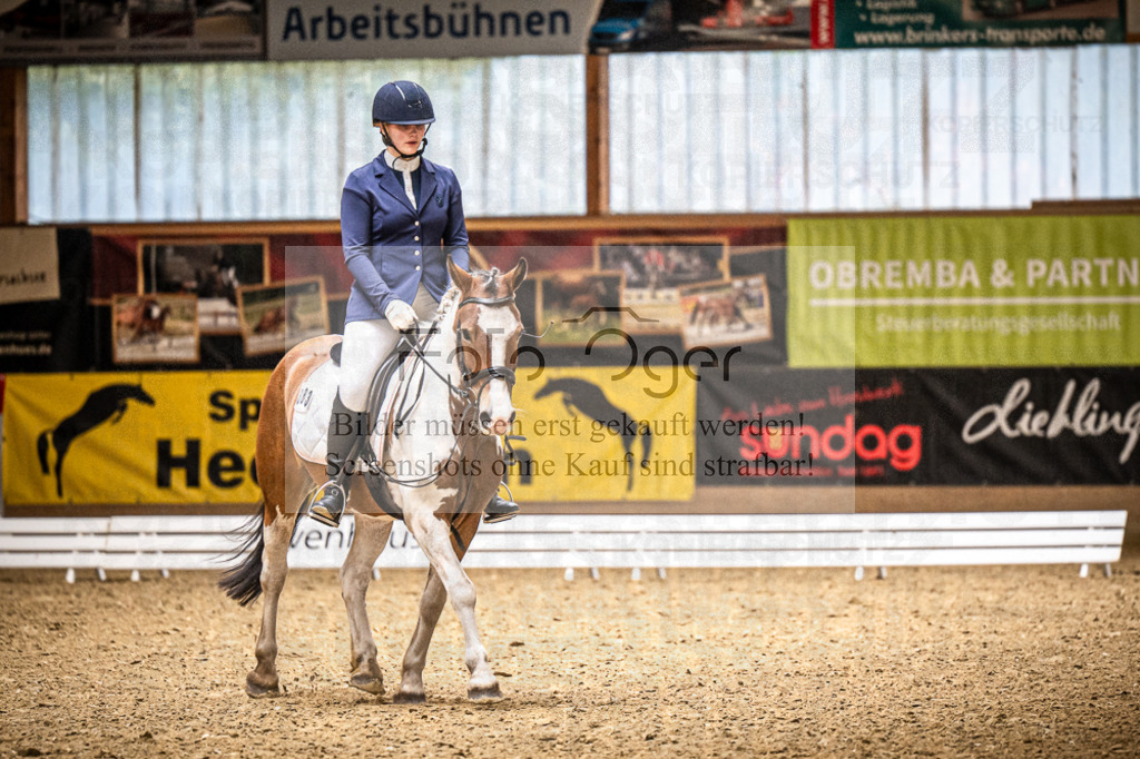 DOS_2157 | Entdecke hochwertige Reitturnierfotos von Foto Oger. Professionell, emotional und authentisch – jetzt Lieblingsmomente im Shop bestellen.Deutschlandweite Turnierfotografie. - Realisiert mit Pictrs.com