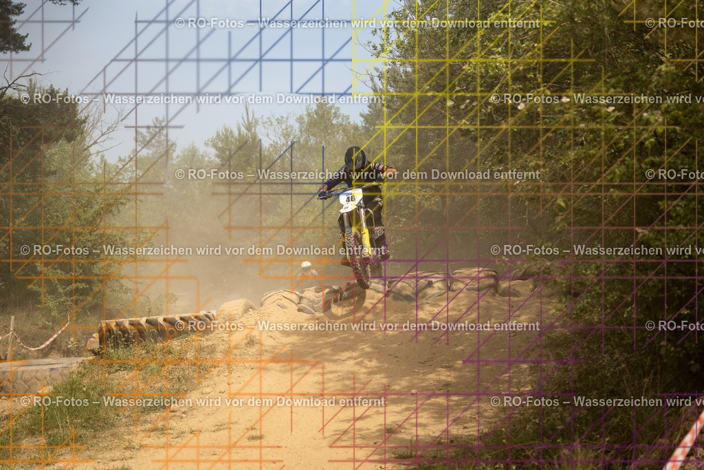 Niederwürzbach 3 Lauf-721 | Sportfotografie von RO-Fotos: Motorsport, Motocross, Enduro, Laufveranstaltungen und Triathlon. Professionelle Fotos von Sportlern und Events. - Realisiert mit Pictrs.com